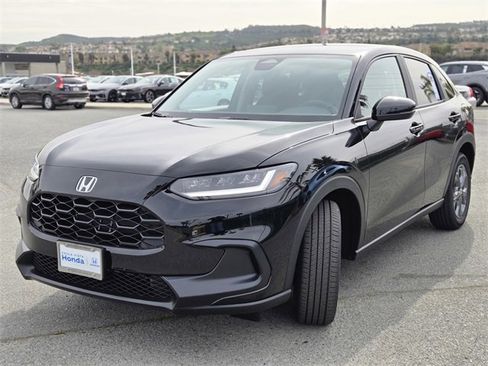 New 2026 Honda HR-V LX image 10