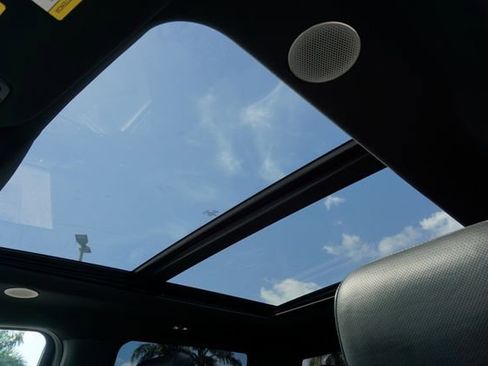 Used 2023 Ford F150 Platinum w/ Equipment Group 701A High image 9