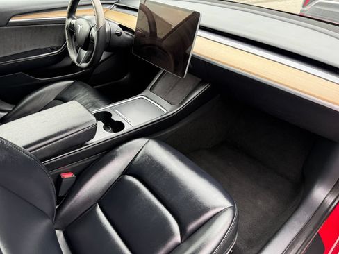 Used 2023 Tesla Model 3 Standard Range RWD image 3