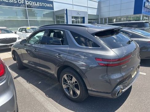 Used 2022 Genesis GV70 3.5T Sport w/ Sport Advanced Package AWD/4WD image 6
