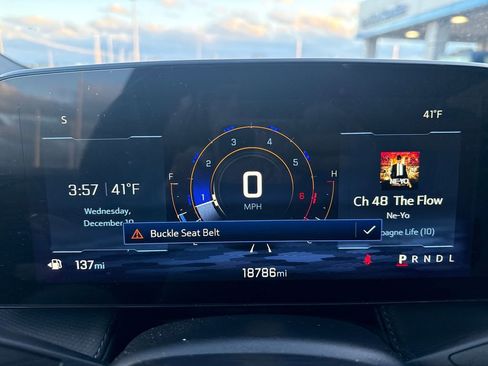 Used 2025 Chevrolet Equinox LT image 18