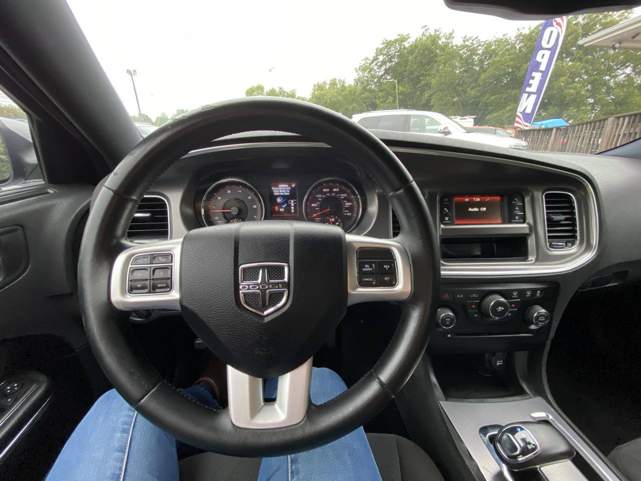 Used 2013 Dodge Charger SE w/ Connectivity Group RWD image 11