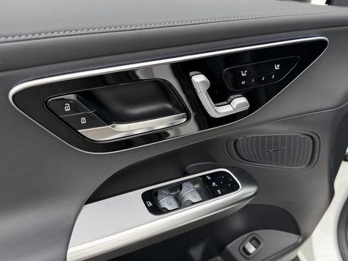 New 2026 Mercedes-Benz GLC 300 image 17