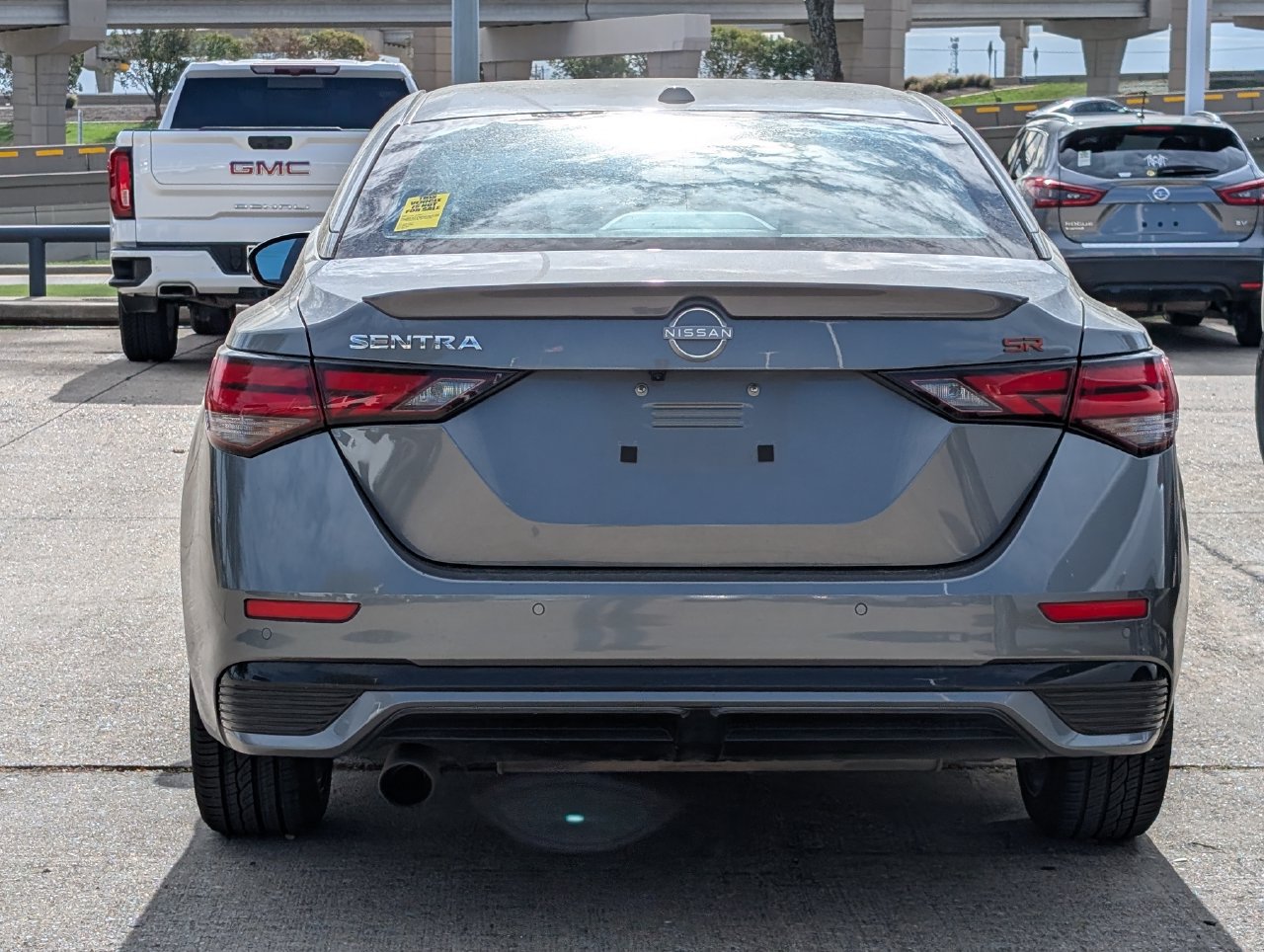 Used 2025 Nissan Sentra SR FWD image 5