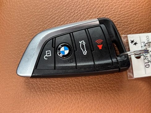 Used 2023 BMW 530i w/ Premium Package RWD image 34