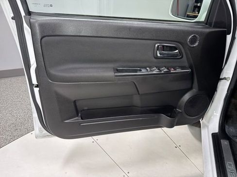 Used 2011 Chevrolet Colorado LT RWD image 6