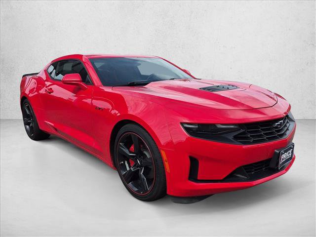 Used 2021 Chevrolet Camaro LT RWD image 3