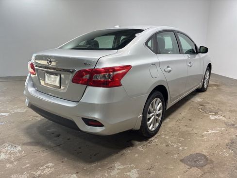 Used 2019 Nissan Sentra SV image 5