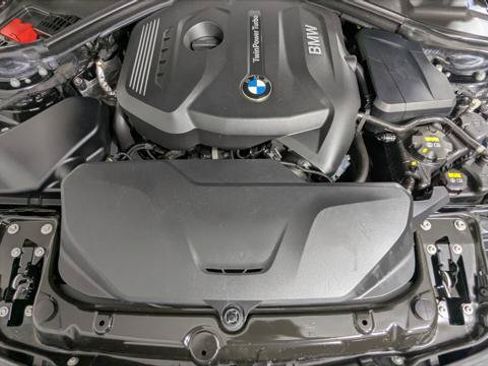 Used 2017 BMW 330i xDrive Sedan AWD/4WD image 32