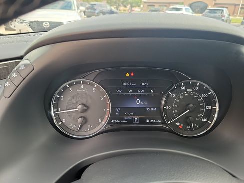 Used 2024 INFINITI QX80 Luxe AWD/4WD image 18