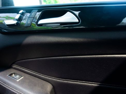 Used 2018 Mercedes-Benz GLE 350 4MATIC w/ Premium 1 Package image 24