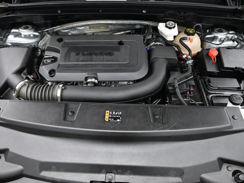 Used 2024 Buick Envision Preferred AWD/4WD image 9