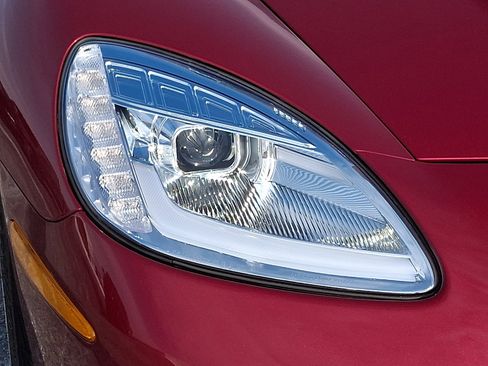 Used 2005 Chevrolet Corvette Convertible w/ Preferred Equipment Group image 9