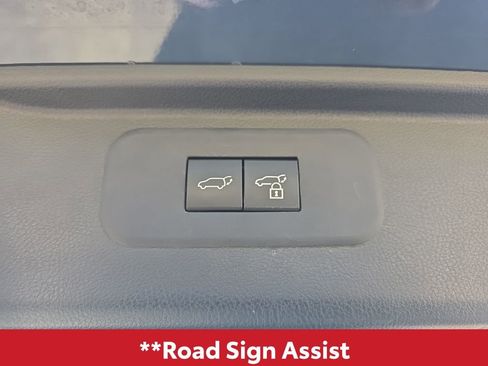 Used 2024 Toyota Grand Highlander XLE image 18