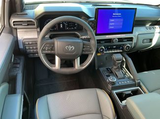 New 2025 Toyota Tacoma Trailhunter video 2