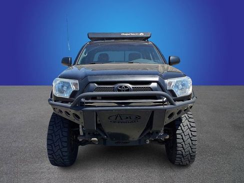 Used 2014 Toyota Tacoma 4x4 Double Cab w/ TRD Off-Road Package image 2