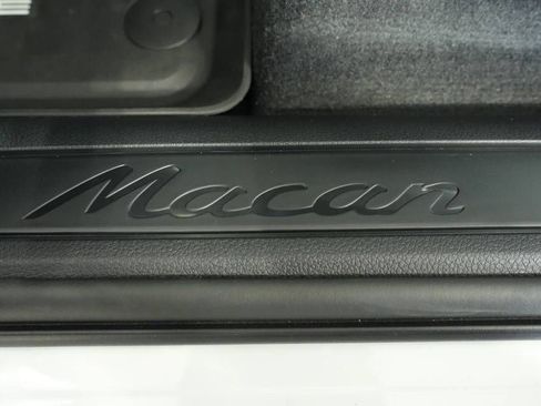 New 2026 Porsche Macan AWD/4WD image 31