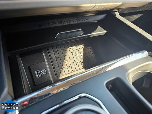 Used 2024 Ford Expedition Max XLT RWD image 23