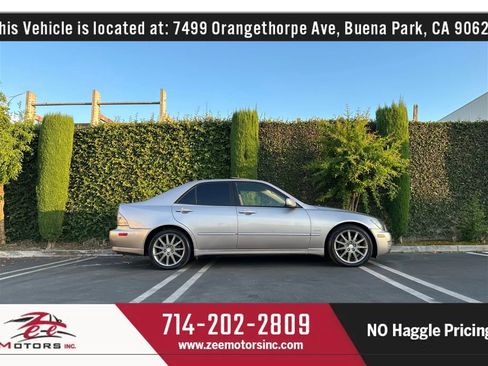 Used 2004 Lexus IS 300 image 6