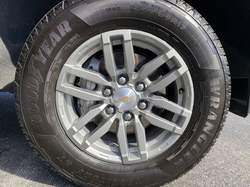 Used 2026 Chevrolet Colorado LT image 13