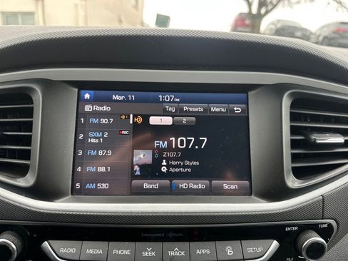 Used 2017 Hyundai Ioniq Limited image 12