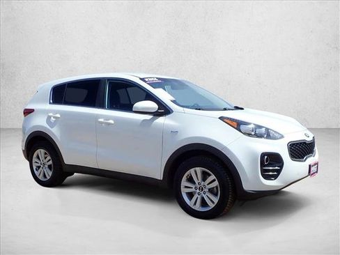 Used 2018 Kia Sportage LX AWD/4WD image 6