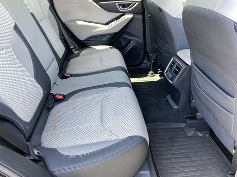 Used 2019 Subaru Forester Premium AWD/4WD image 13