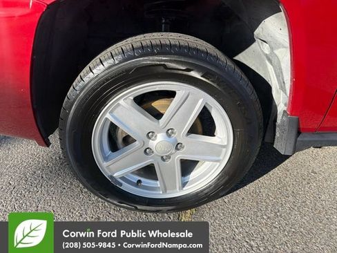 Used 2007 Jeep Compass Sport FWD image 9