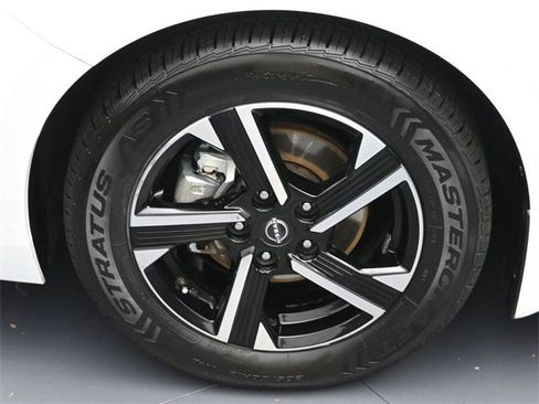 Used 2024 Nissan Sentra SV w/ All-Weather Package image 7