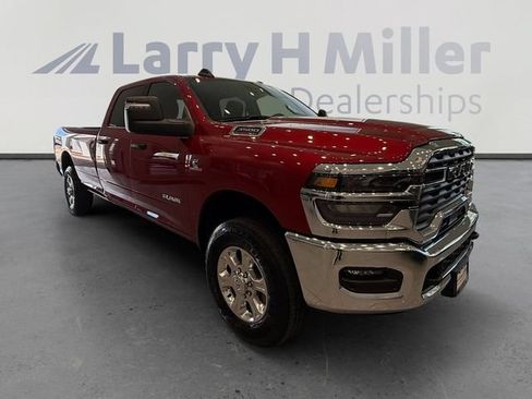 New 2026 RAM 3500 Big Horn AWD/4WD image 7