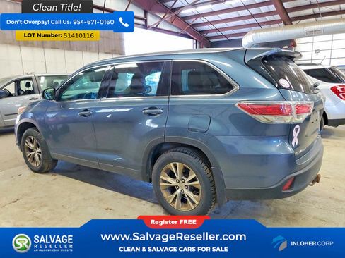 Used 2014 Toyota Highlander XLE AWD/4WD image 3