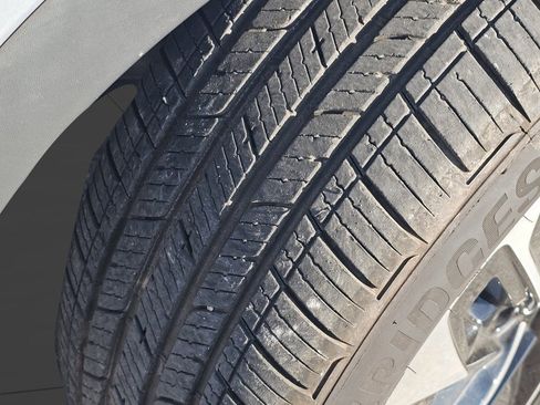 Used 2021 Volkswagen ID.4 Pro image 31