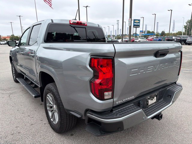 Used 2024 Chevrolet Colorado LT w/ LT Convenience Package II RWD image 5
