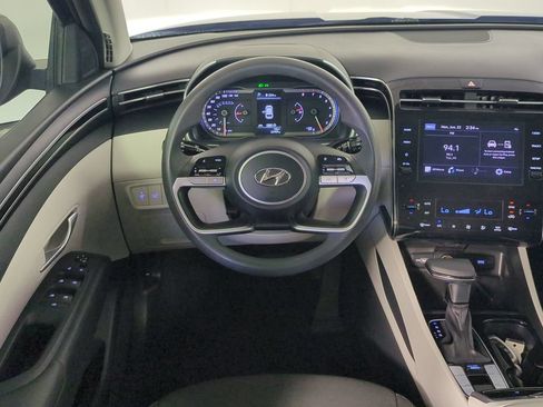 Used 2024 Hyundai Tucson SEL FWD image 19
