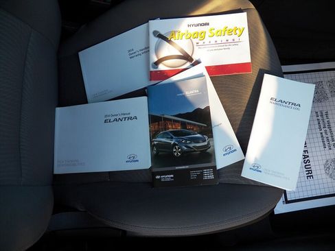 Used 2014 Hyundai Elantra SE w/ Option Group 02 image 22