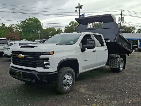 New 2025 Chevrolet Silverado 3500 W/T w/ WT Convenience Package image 3