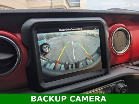 Used 2018 Jeep Wrangler Unlimited Rubicon image 3