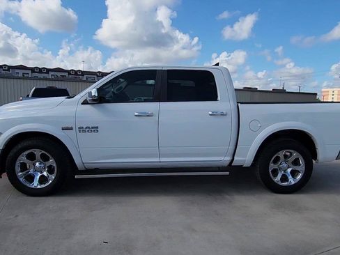 Used 2015 RAM 1500 Laramie w/ Convenience Group AWD/4WD image 5