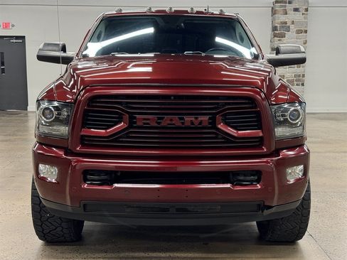Used 2018 RAM 3500 Laramie w/ Sport Appearance Group AWD/4WD image 4
