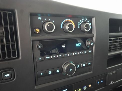 Used 2024 Chevrolet Express 3500 LT w/ LT Preferred Equipment Group image 14