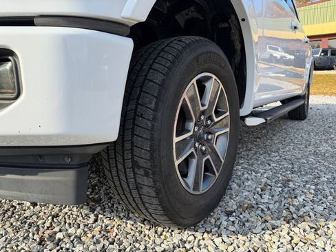 Used 2017 Ford F150 XLT w/ Equipment Group 302A Luxury image 5