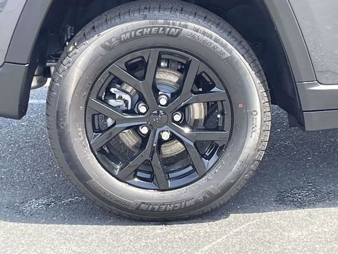 New 2026 Jeep Grand Cherokee Altitude AWD/4WD image 13