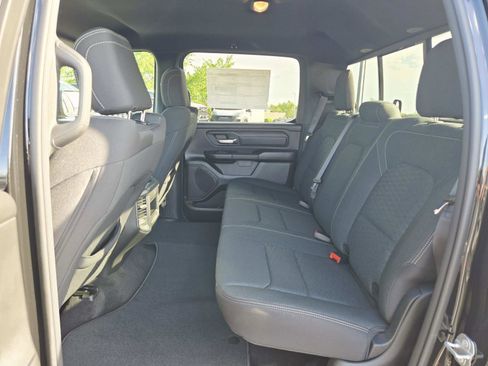 New 2026 RAM 1500 Express image 12