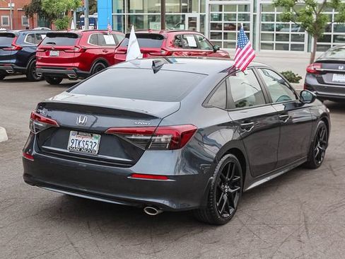 Used 2025 Honda Civic Sport image 5