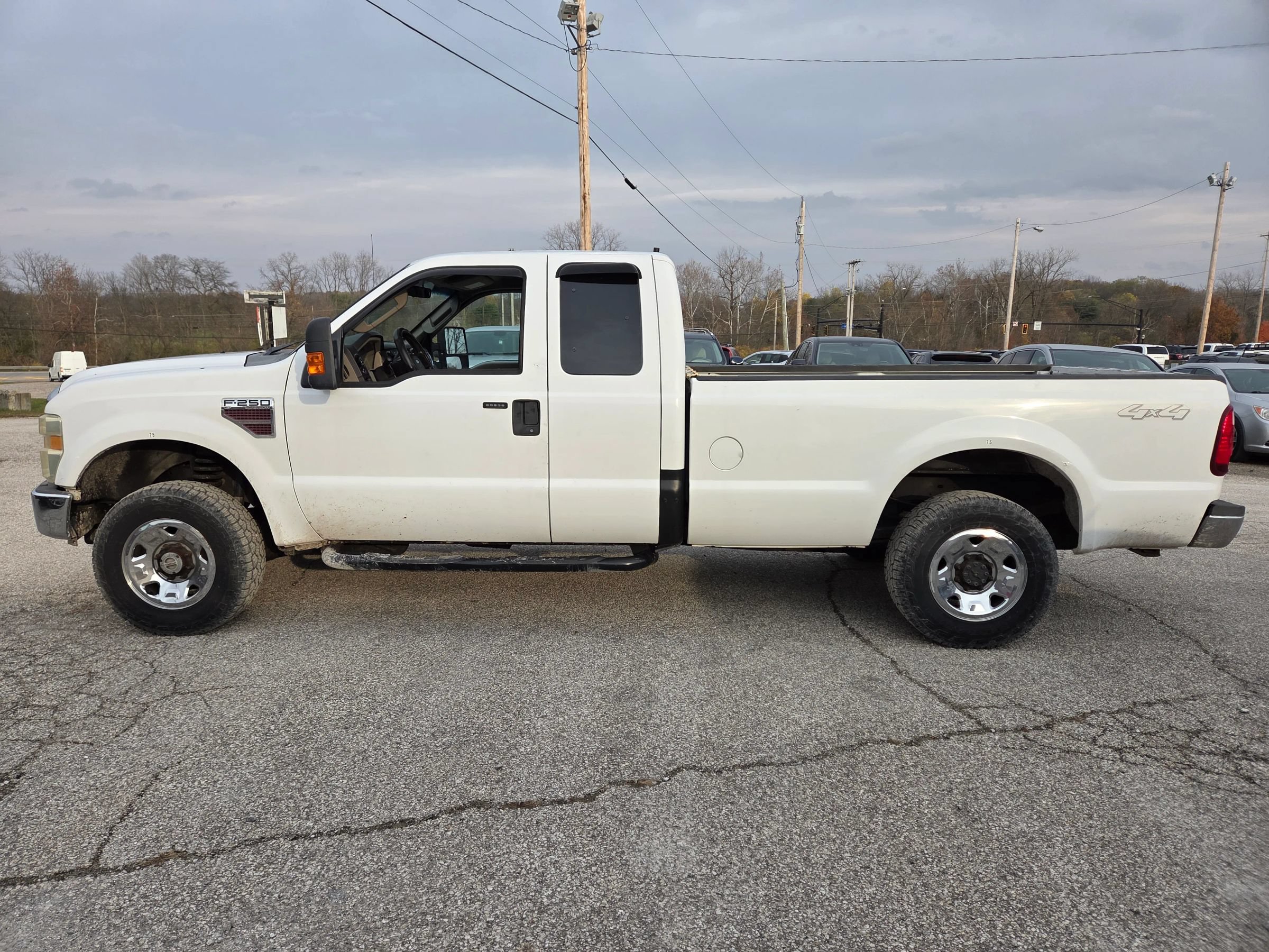 Used 2009 Ford F250 XLT AWD/4WD image 1