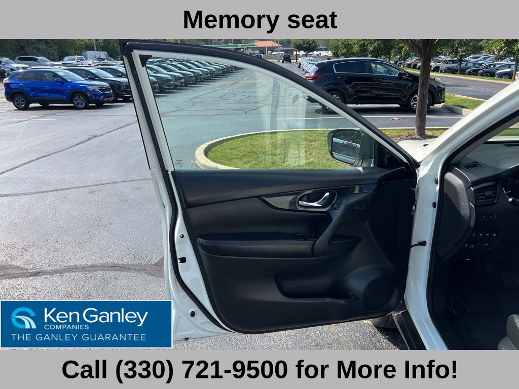 Used 2020 Nissan Rogue SL w/ Premium Package AWD/4WD image 23