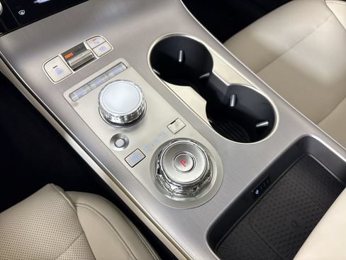 New 2026 Genesis GV70 2.5T Select AWD/4WD image 22