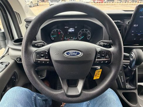 Used 2024 Ford Transit 350 XLT image 10