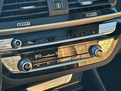 Used 2020 BMW X3 xDrive30i w/ Premium Package image 32