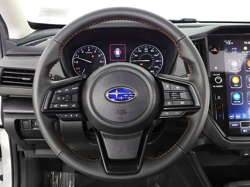 Certified 2025 Subaru Crosstrek 2.5i Limited w/ Crosstrek Mirror Package image 27